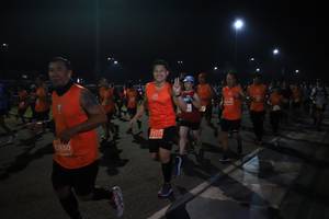 BIB: 71113, 27850
                            <button type="button" onclick="openModal(10597747)" class="btn btn-primary btn-sm float-right btn-popup" data-toggle="modal" data-target=".modal-high-quality">
                        <i class="fas fa-shopping-cart"></i> Add to Cart
                    </button>
                                            <button type="button" onclick="isThisMe(10597747, true)" class="btn btn-success btn-sm float-right btn-popup btn-isme hidden" data-toggle="tooltip" data-placement="bottom" title="นี่คือรูปของคุณใช่ไหม คลิกที่นี่เพื่อเอาเข้าอัลบั้ม">
                        <i class="fas fa-plus"></i> Add to album
                    </button>
                    <button type="button" onclick="isThisMe(10597747, false)" class="btn btn-warning btn-sm float-right btn-popup btn-isnotme hidden">
                        <i class="fas fa-ban"></i> Remove from album
                    </button>